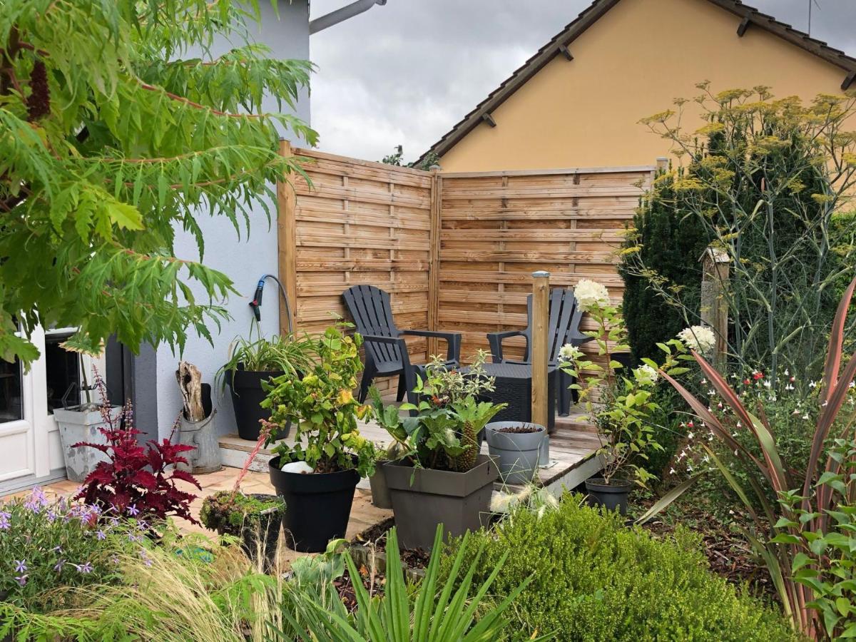 Les Nuits Victoriennes Bed and Breakfast Saint-Germain-du-Corbeis Εξωτερικό φωτογραφία